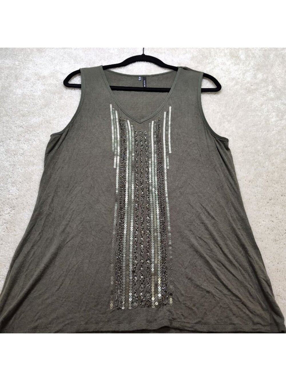 Maurices Tank Top Women Size XL Sequin Embellished V-Neck Rayon Stretch Cami VGC